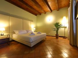 Osteria Luxury Apartments，位于佩斯基耶拉德加达的自助式住宿