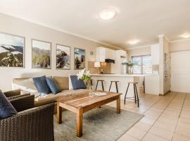 20 River Club Villas