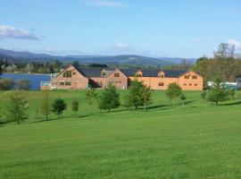 The Lodge on the Loch, country house in Aboyne