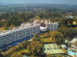 R Hotel Rancamaya, golf hotel in Bogor