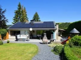Holiday Home in Houffalize with Jacuzzi