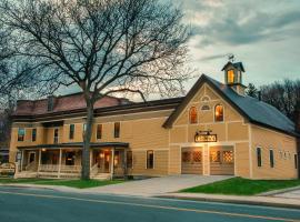 Reynolds House Inn, hotel en Barre