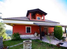 B&b Villa Santa Sofia by holidayngo, bed & breakfast σε Paravati