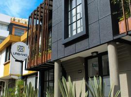 Urbano Luxury Hotel, guest house in Pasto