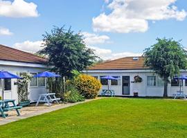 Dawlish Warren Holidays, hotel na may jacuzzi sa Dawlish