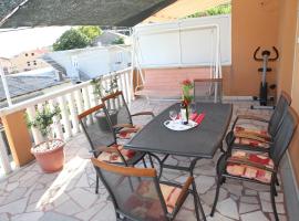 Apartman Luna, hotel sa Dugi Rat