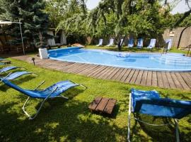 Buddha Residence, hotel with pools in Sopron