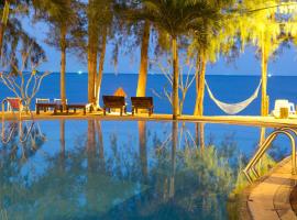 Bayview Beach Resort, hotel em Ban Krut