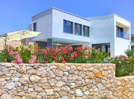 Villa Silente, hotel in Krk
