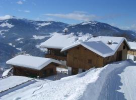 Appartement Oberschernthann โรงแรมในฮอพฟ์การ์เทน อิม บริกเซนทัล
