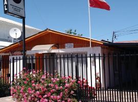 Hostal Casa Blanca: Santa Cruz'da bir otel