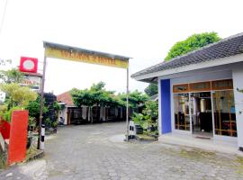 Hotel Wijaya 2 Kaliurang, къща за гости в Джокякарта