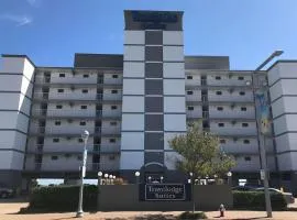 Travelodge by Wyndham Suites Virginia Beach Oceanfront