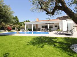 LEON INMO Villa Magna - 12262, cabana o cottage a Empuriabrava