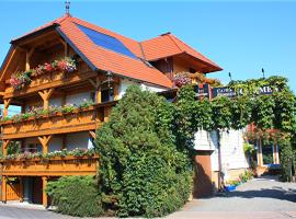 Cafe & Pension Carmen, hotel cerca de Zwergenpark, Brotterode