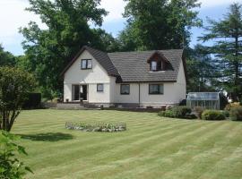 Thistle Cottage, hotel with parking in Fort William