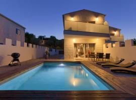 Pax Houses, hotel in Krk