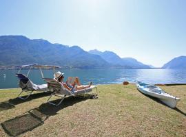 Apartment A lago private beach and parking