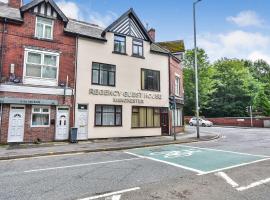 Regency GuestHouse Manchester North, guest house in Manchester