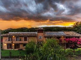 Pousada Casa da Lagoa, hotelli kohteessa Florianópolis