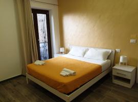 Giò Rooms, hostal o pensión en Scalea