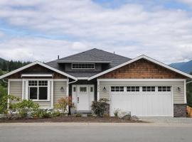 Valley View, Ferienwohnung in Lake Cowichan