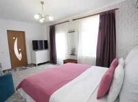 Union Square Apartment 2 by NUX