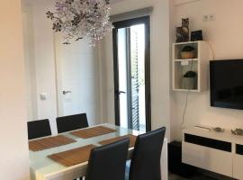 Apartamento en Dénia a pie de playa, hotel v destinaci Denia