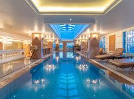 SAMDI HOTEL CLOSEST AIRPORT DANANG- Stay 3 Nights Free 1 Way Drop Off to Airport