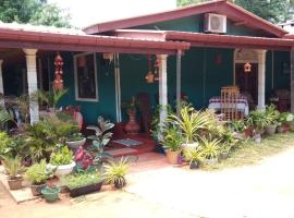 Family Nest, hotel berdekatan Dambulla Cave Temple, Dambulla