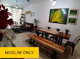 ORCHIDD HOMESTAY, hotell i Gambang