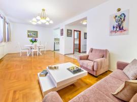 Central Apartment Smiley - FREE PARKING, hotel near Croatian Parliament Building, Zagreb