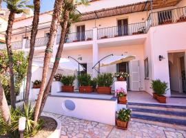 I 10 Migliori Hotel Convenienti Isola Di Capri Italia Booking Com