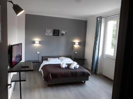 Hotel St Charles, hotel v destinaci Rambouillet