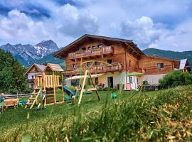 Haus Obermühle, hotel v destinaci Maria Alm am Steinernen Meer