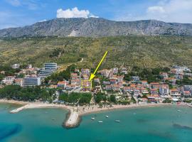 Apartments Villa Aquamarine, ξενοδοχείο σε Duce
