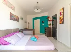 3rd Floor Apartment next to the BeachFront