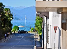 Hotel Boston, hotel em Stresa