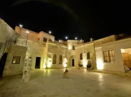 Crassus Cave Hotel