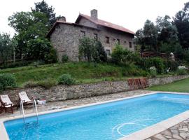 Casa de Sixto, hotel a Paderne