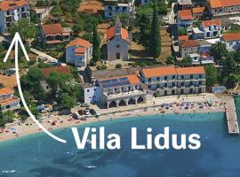 Vila Lidus, hotel a Brist