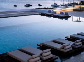 Manoula's Beach Mykonos Resort, hotel em Agios Ioannis