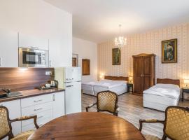 RETRO Apartments Bosak, homestay di Prešov