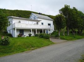 Peaceful Farm, lägenhet i Bøstad