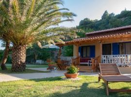 Salty Paradise House, hotel in Ormos Panagias
