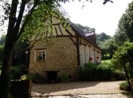 Saint-Julien-de-la-Liègue에 위치한 저가 호텔 Le Clos du Buisson