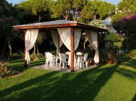 Ballos Apartments, aparthotel v destinaci Nea Makri