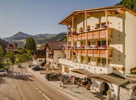 Viesnīca Hotel Edda pilsētā Selva di Val Gardena, netālu no apskates objekta Comici II