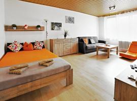 apartmány 2+1 u Klínovce, Ferienwohnung in Kovářská