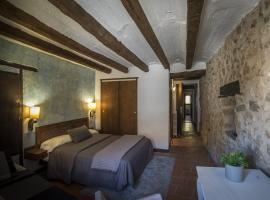 Alojamiento Rural Font del Roser, hotel a Chiva de Morella